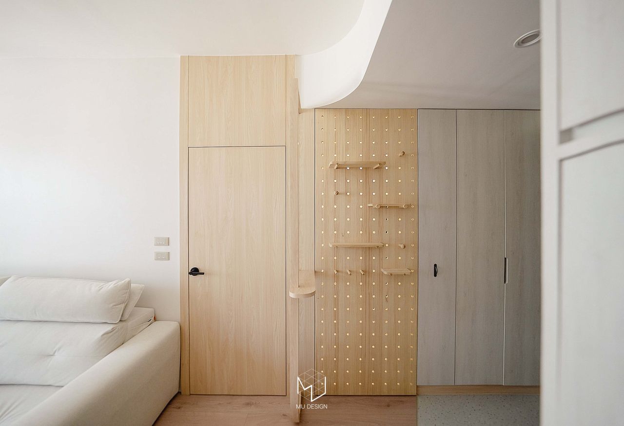 重新定義居家收納美學！松木洞洞板室內...